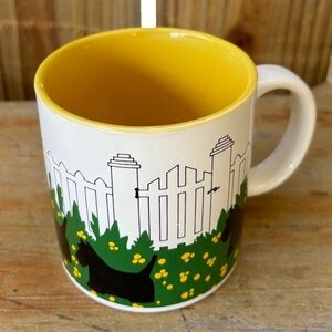 Dept 56 Scottie Cafe Scottish Terrier Yellow & White Coffee Mug Size 10oz